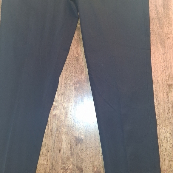NWT Chico's Black Straight Leg Trousers for Professional Wear 3.5/18T - Picture 3 of 5